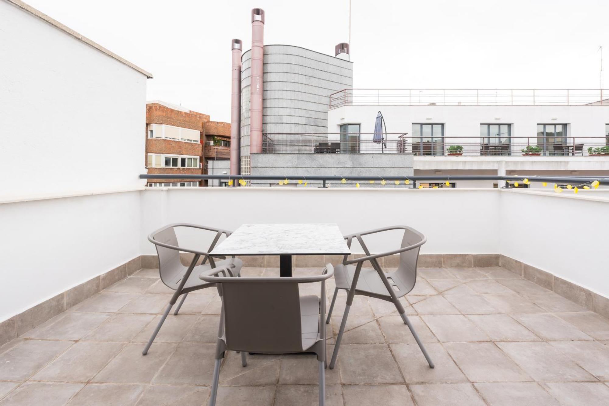 מדריד Lemon Apartment & Hotels Bernabeu מראה חיצוני תמונה