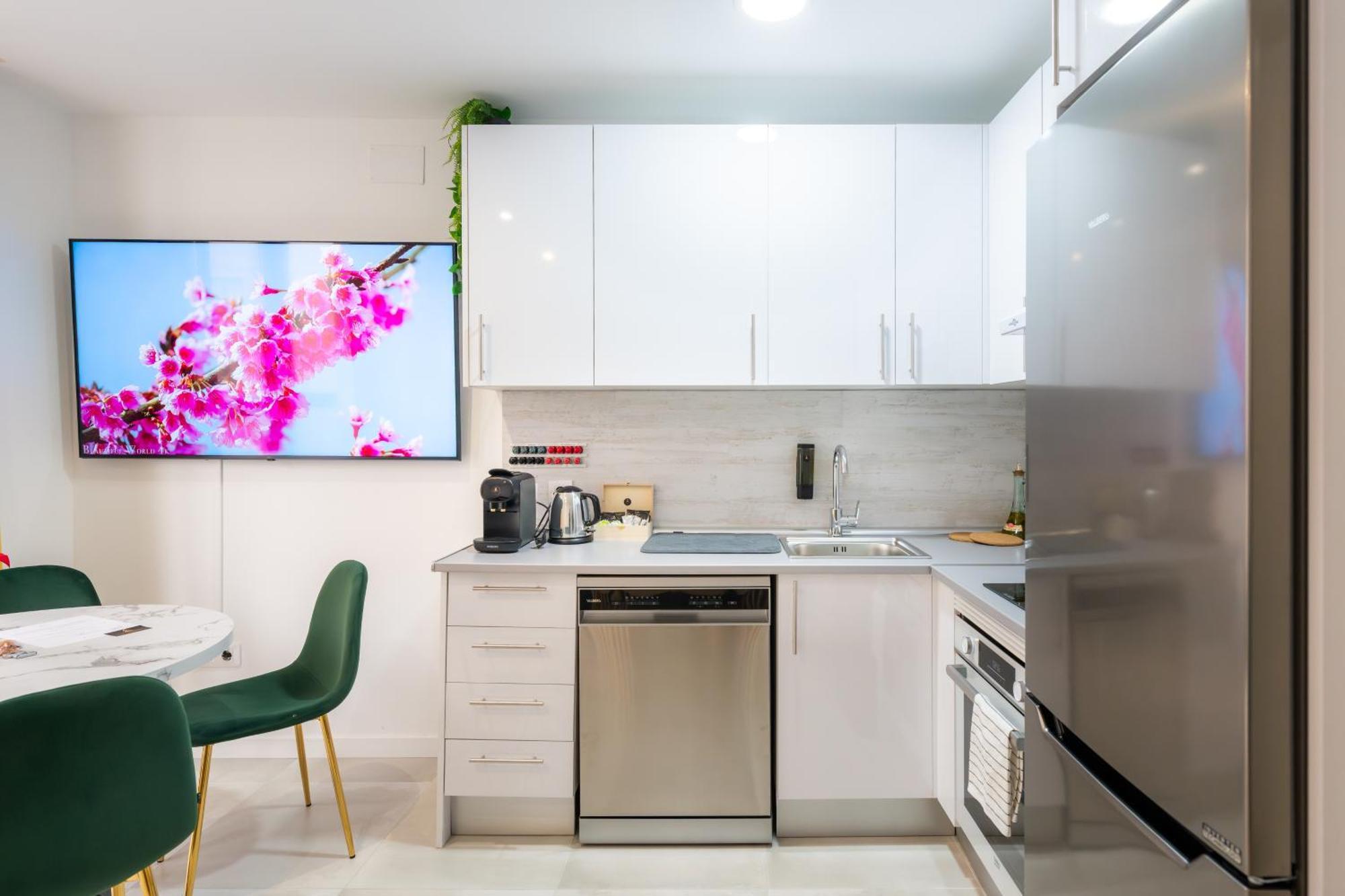 מדריד Lemon Apartment & Hotels Bernabeu מראה חיצוני תמונה