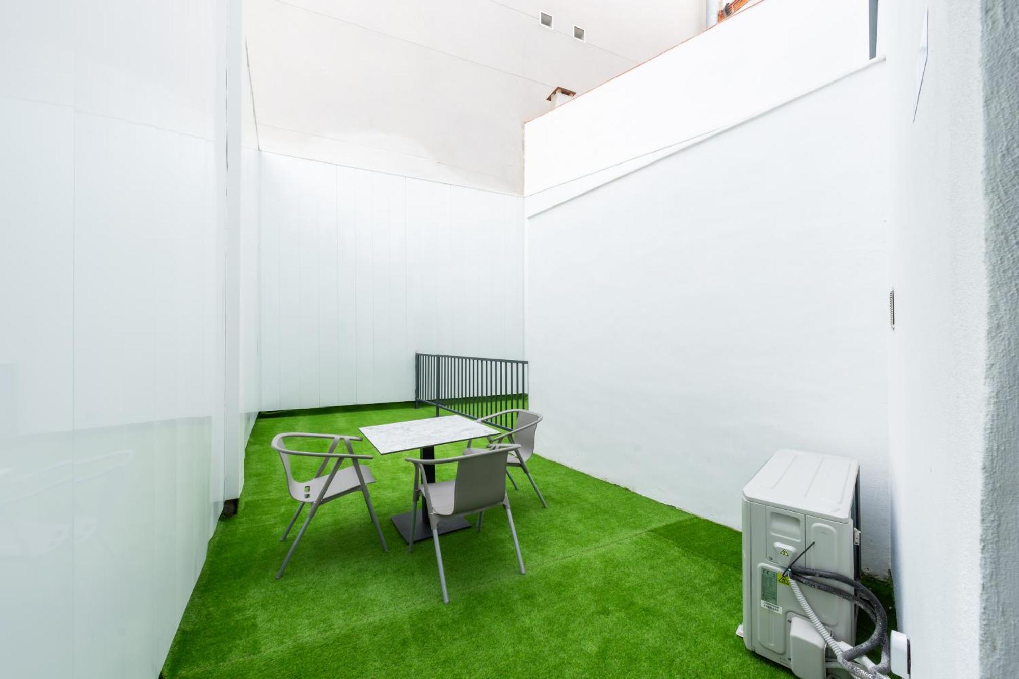 מדריד Lemon Apartment & Hotels Bernabeu מראה חיצוני תמונה